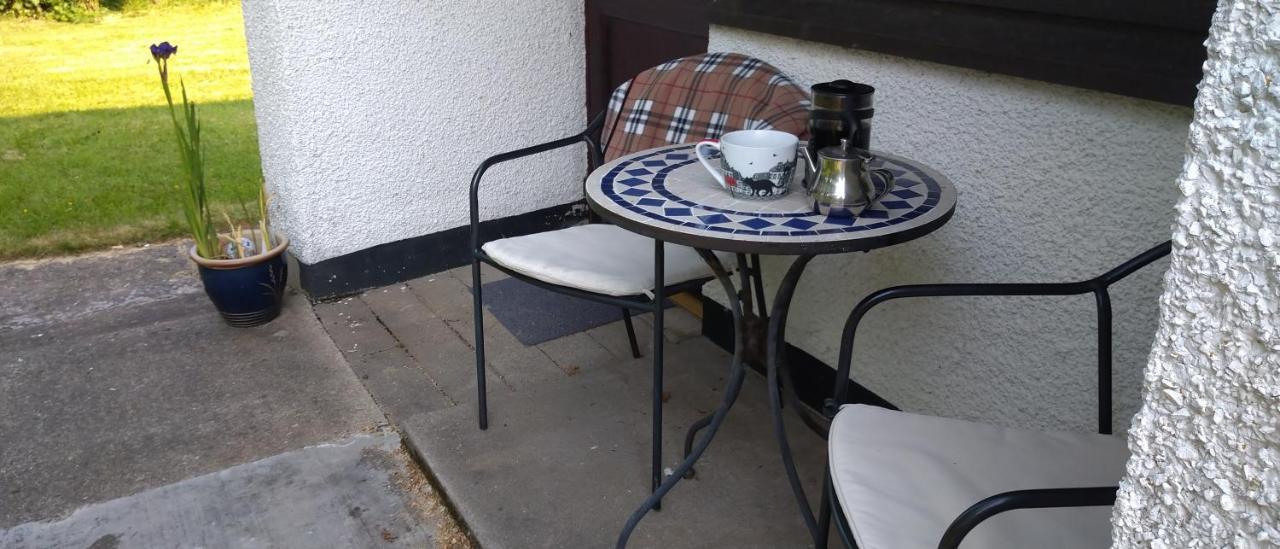 Aquila Retreats Bed & Breakfast Comrie Bagian luar foto